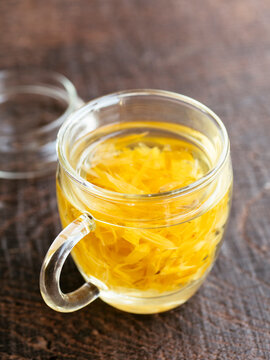 Calendula tea