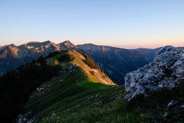 Ammergebirge im Morgenlicht