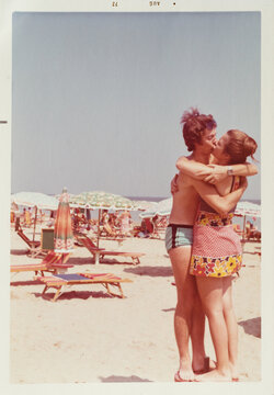 70's summer kiss