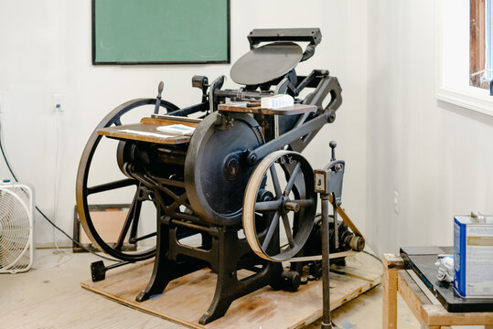 Letterpress artist in her studio