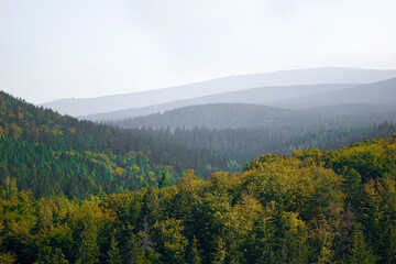 Fototapeta na wymiar Giant Mountains view of the mountain ranges