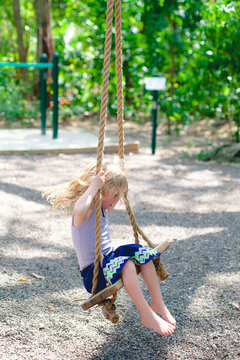 Reece and Remi found a rope swing!