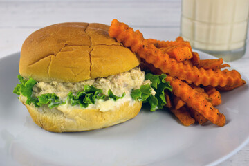salmon sandwich