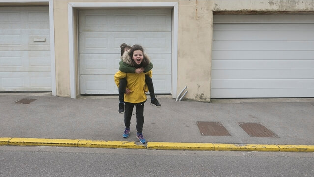 Piggy Back