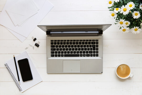 Desk top workspace