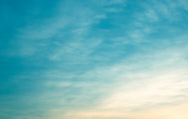 Fototapeta premium Blue vast sky and sun rays