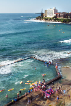 Cronulla rock pool nippers on a weekend morning in summer