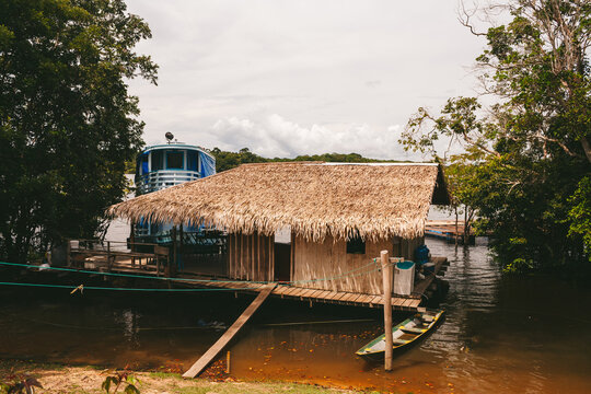 River hut on Rio Juma