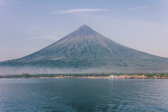 Volcano mount Mayon, Philippines