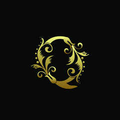 Classy Elegant Q Letter Gold Flourish Shape Logo