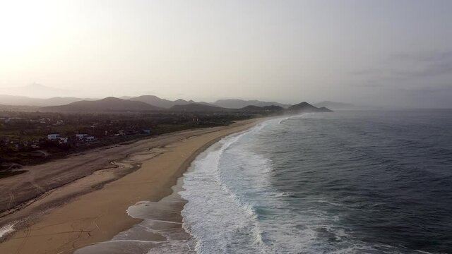 Vista general de playa cerritos, Todos Santos, Baja California Sur, M&eacute;xico