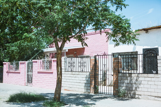 brick houses in El Paso
