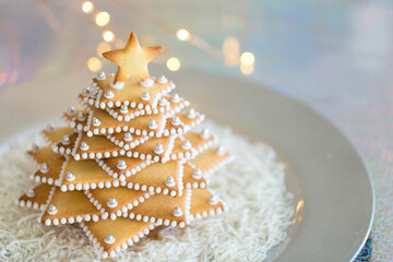 Christmas cookie tree with icing