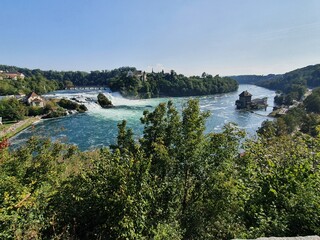 Der Rheinfall bei sch&ouml;nem Wetter von Oben