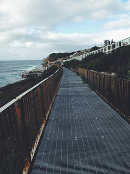 Walk next to the sea in bronte beach, sydney