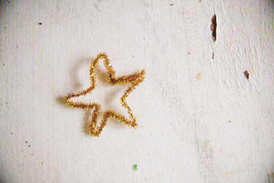 simple gold star