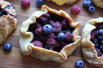 blueberry pie on a plate