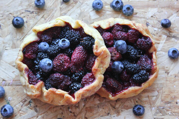 blueberry cake with blueberries