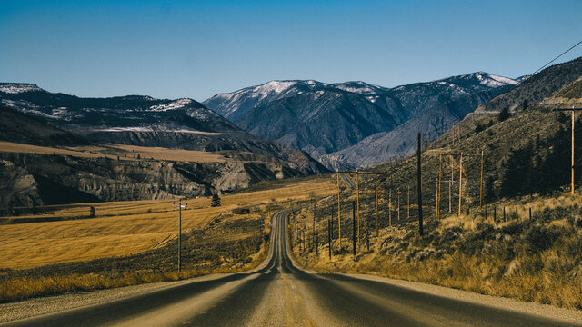Endless road