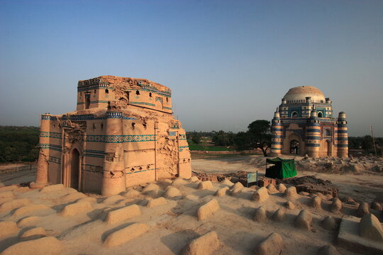 Tomb of Bibi Jiwandi, Uch sharif