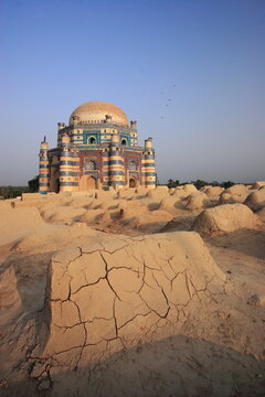 Tomb of Bibi Jiwandi, Uch sharif