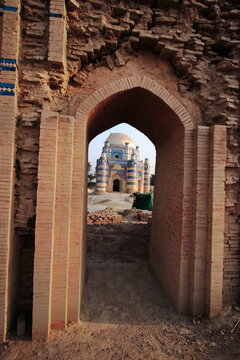 Tomb of Bibi Jiwandi, Uch sharif