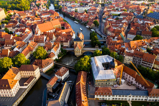 Luftaufnahme, Altes Rathaus an der Regnitz, Bamberg, Oberfranken, Bayern, Deutschland,