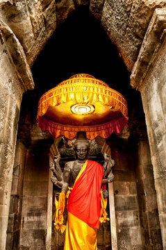 Vishnu Statue