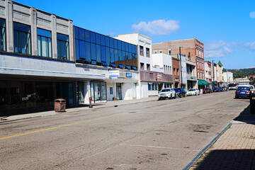 Fototapeta na wymiar Business District of Endicott NY at 12 noon is Dead with no traffic and not people walking the sidewalks. 