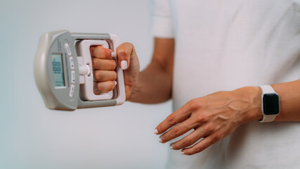 Using Hand Dynamometer for Grip Strength Test