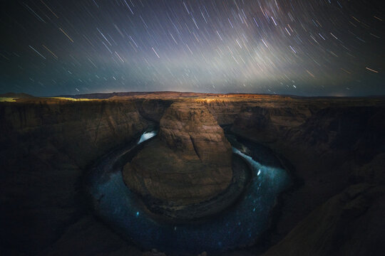 Shooting stars on Horse Shoe bend