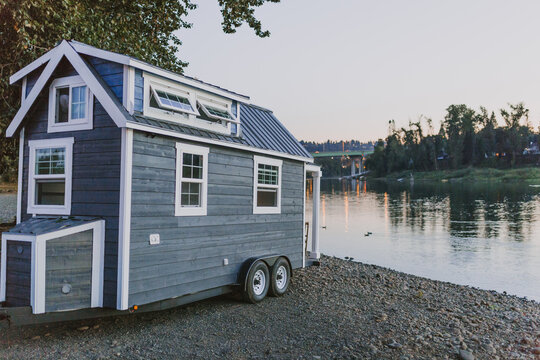 tiny house exterior