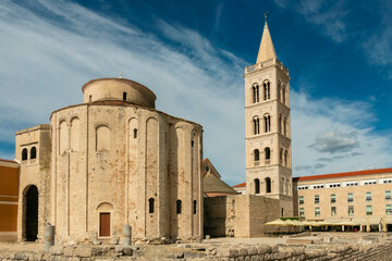 Fototapeta na wymiar St. Donatus Church and the Bell Tower of Zadar cathedral, famous landmark of Croatia, adriatic region of Dalmatia. Remains of roman forum.
