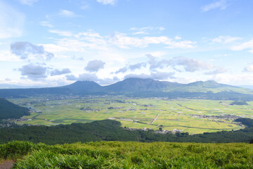 熊本県・阿蘇国立公園の大観峰パノラマ
