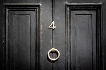 House number 4 in London