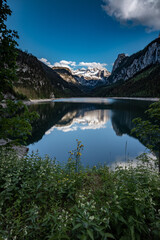 Fototapeta na wymiar Gosausee lake with Dachstain masive