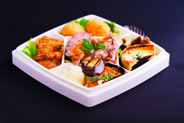 delivery food box for Christmas dinner