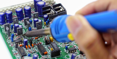 Repair of electronic devices, tin soldering parts.Electronics repair.