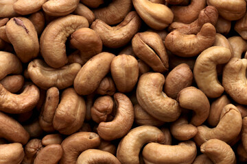 Whole roasted cashews