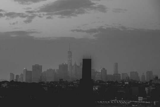 Manhattan skyline in black and white