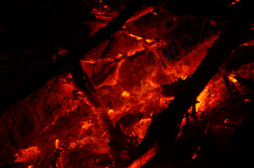 embers burn down in a hardwood fire