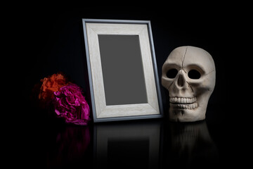 Dia de los muertos, Mini ofrenda de muertos con marco para fotografía / Mini altar for day of the dead