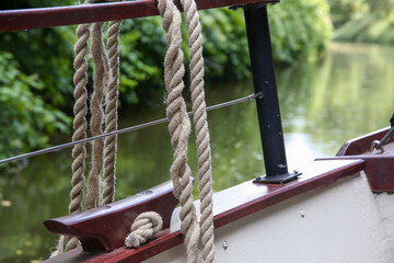 Bateau sur le Célé 2
