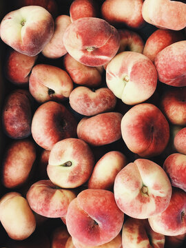 Donut (doughnut) peaches