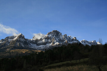 Fototapeta na wymiar Panoramic of the Pyrenees