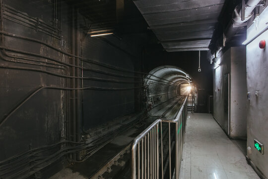 The subway is coming,Beijing