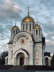 church of the holy trinity