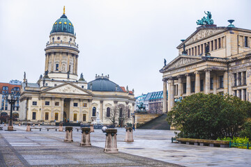 Fototapeta premium a large church with a dome in the middle of a square in a city in Germany