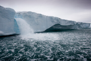 Bråsvellbreen Glacier, Svalbard, Norway