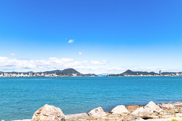 山口県下関市巌流島（船島）から見る関門海峡